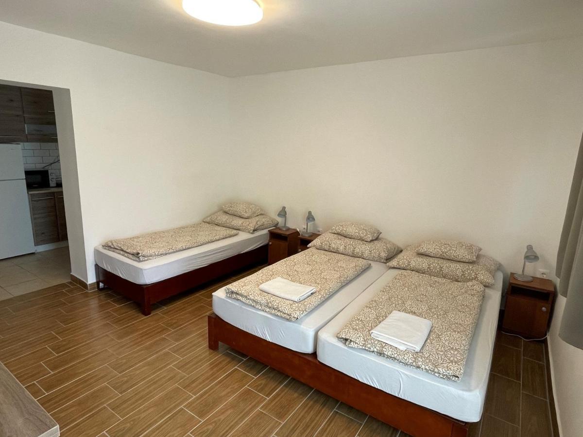 Freedom Apartman Appartamento Mórahalom Esterno foto